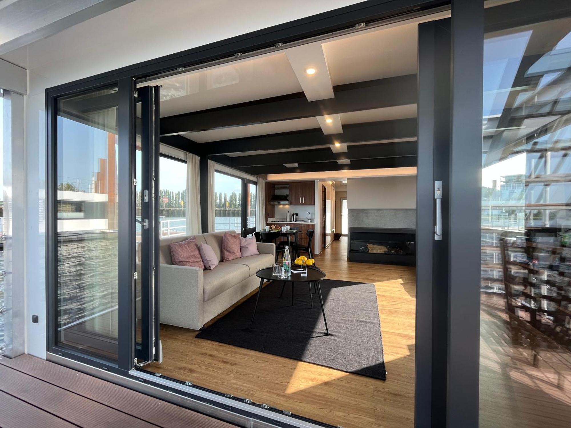 Hausboote Am Lankenauer Hoeft BRE エクステリア 写真